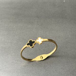 Clover Charm Bracelet